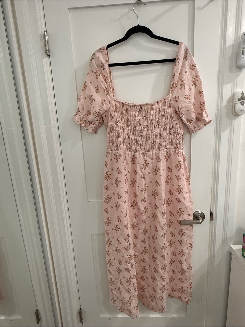 & Other Stories light pink floral linen smocked puff sleeve side slit dress - Picture 15 of 15